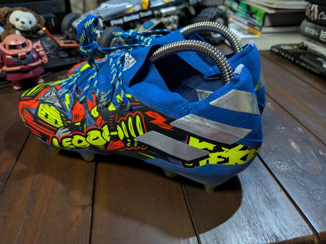 アディダス　ネメシス19.1　メッシモデル海外限定