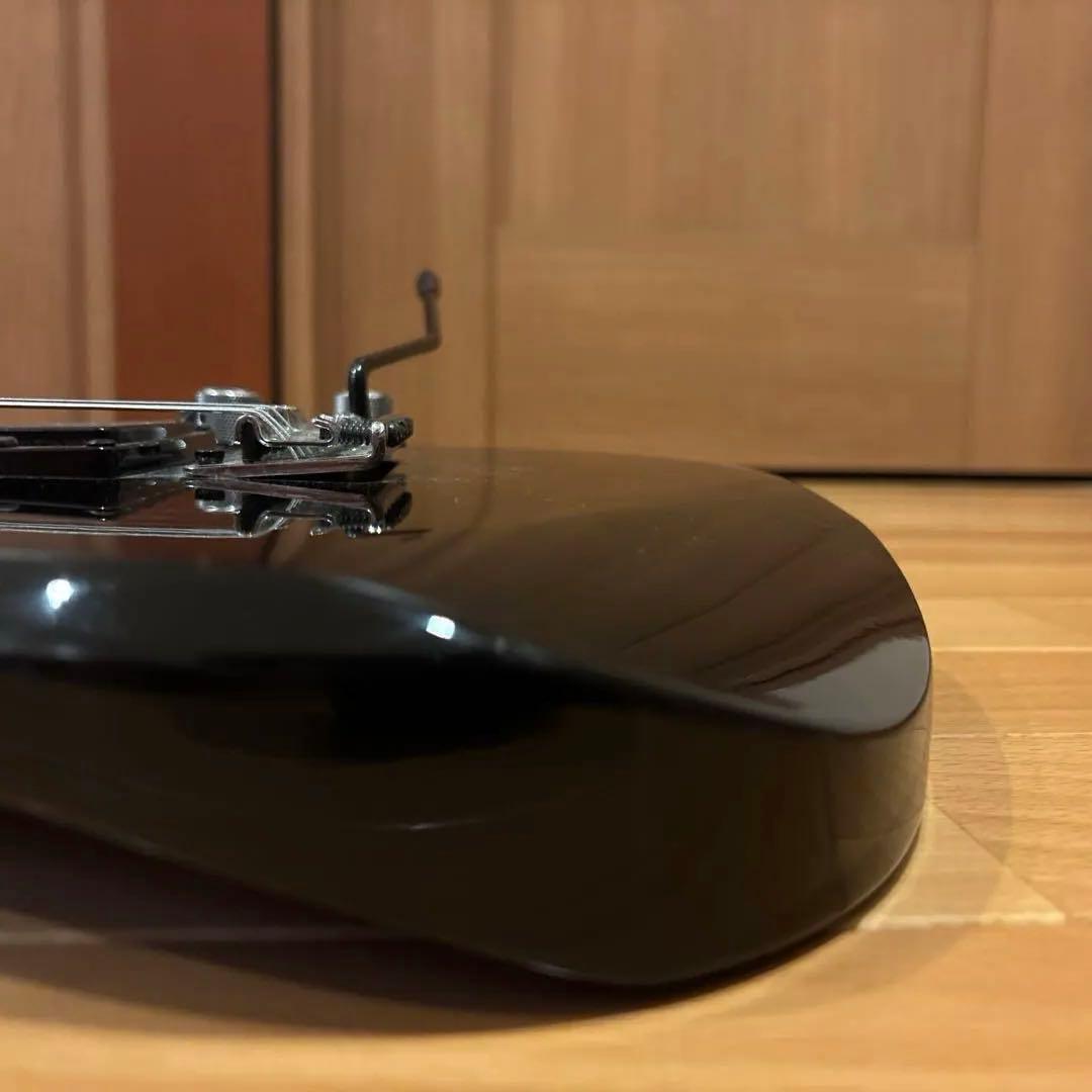 金ロゴ FERNANDES トレモロアーム付 新品弦張替済