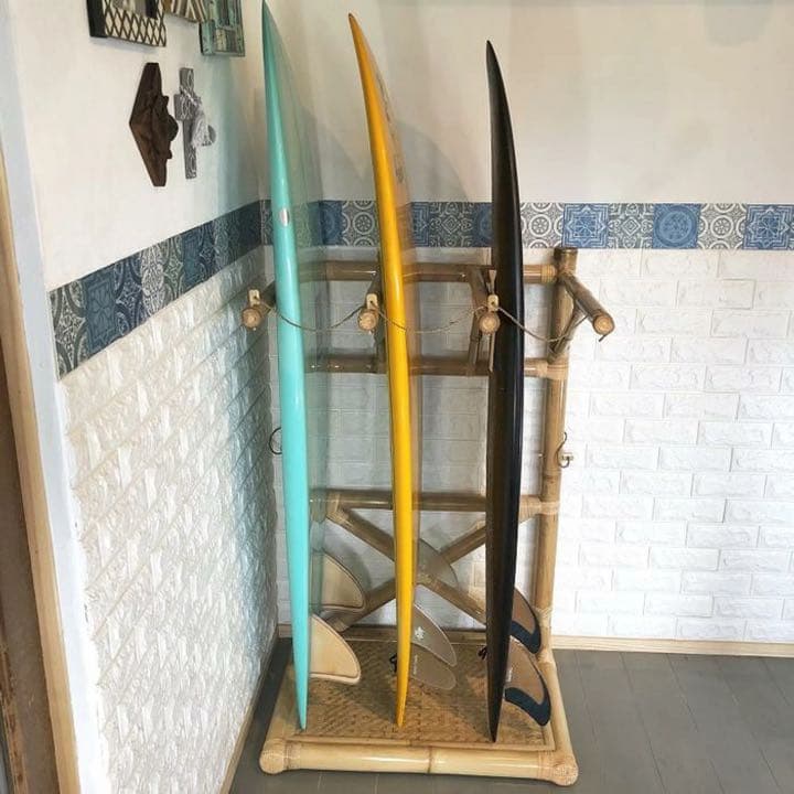 サーフボードラック　バンブー　バリ島　サーフボード　ツインフィン