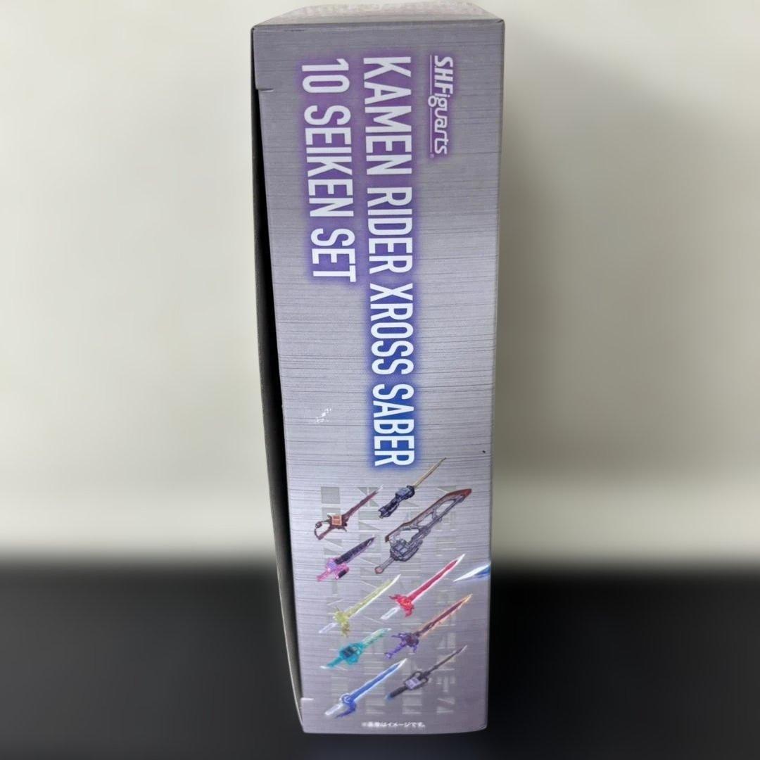 S.H.Figuarts　仮面ライダークロスセイバー 10聖剣セット　フィギュア