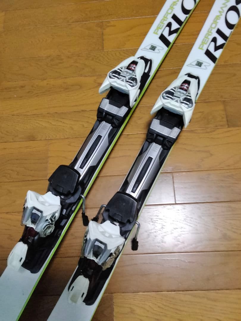 BLOSSUM FLERE SL-RC 166cmスキー板