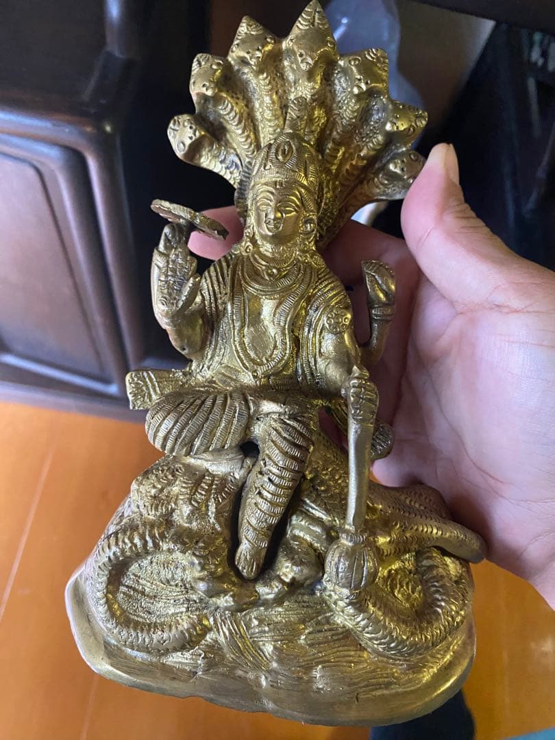 ヴィシュヌ神像　真鍮　金属製　インディア　ヒンドゥー教　最高神　三大神　仏像