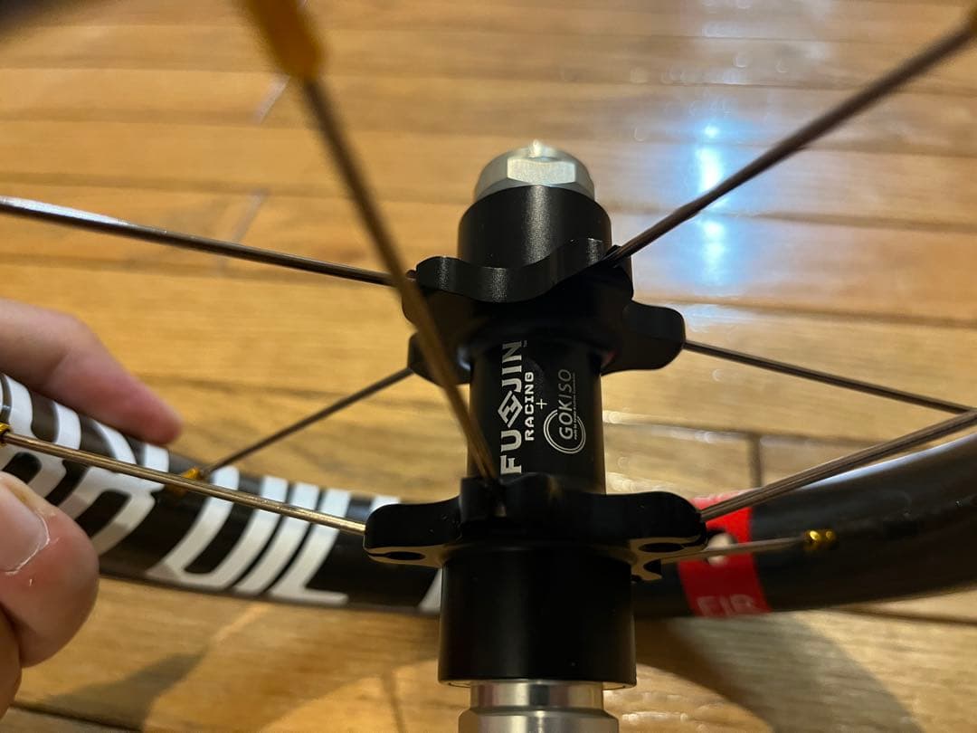 ランバイクFUJINRACING™+GOKISO® カーボンホイール『APEX』