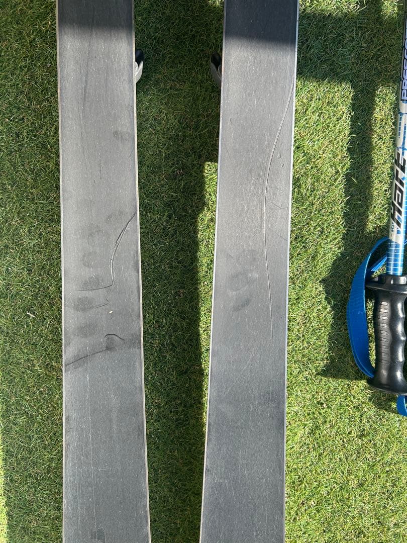 【人気】ダイナスター スキー板 162cmLOOKビンディングHartポール