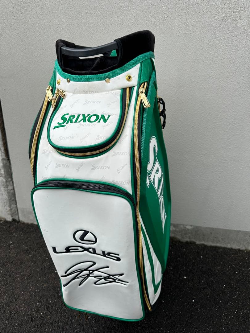 Srixon キャディバッグ 緑/白 松山英樹モデル（最終値下げ）早い者勝ち