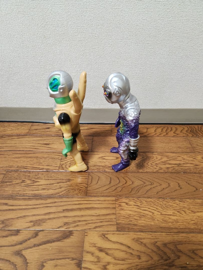 エレガブソフビコロシヤンとプラロイドマンのセット