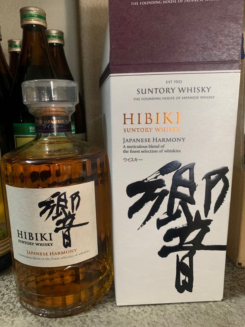 響ジャパニーズHibiki Japanese Harmony 700ml
