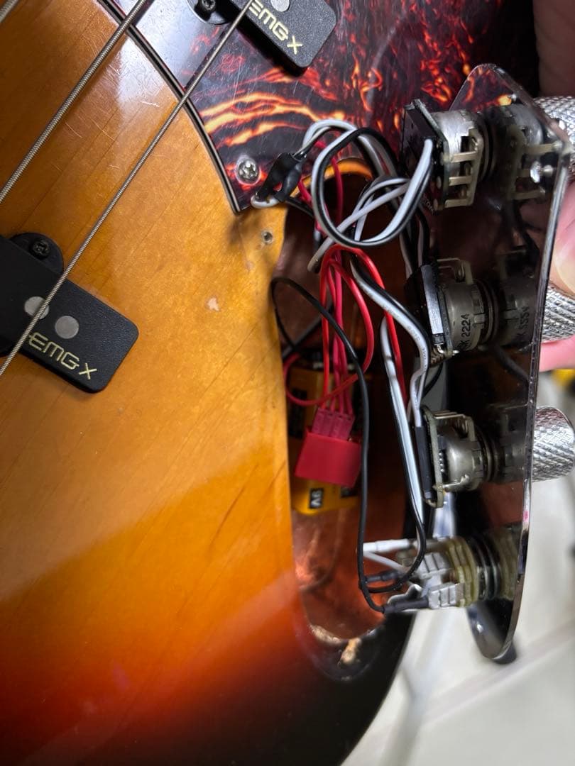 AV basses ジャズベース　2018年製