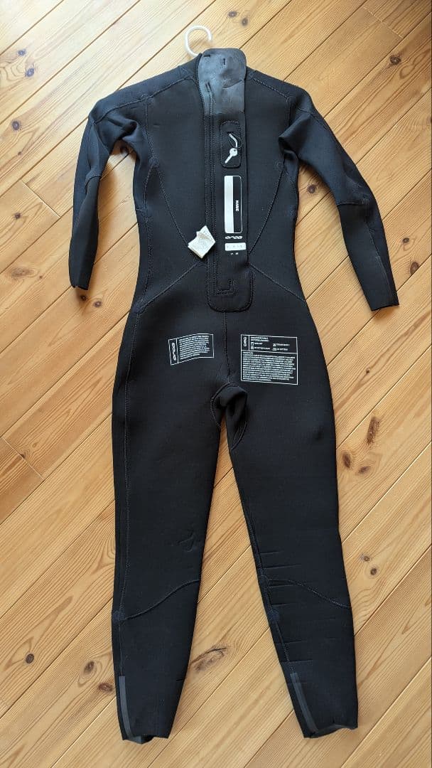 オルカorca レディースSサイズ TRN ウェットスーツ 黒/ピンク