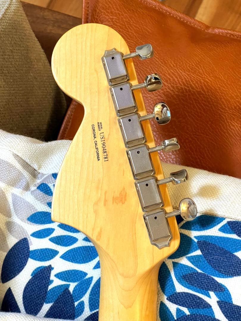 ギター Fender American Performer Mustang
