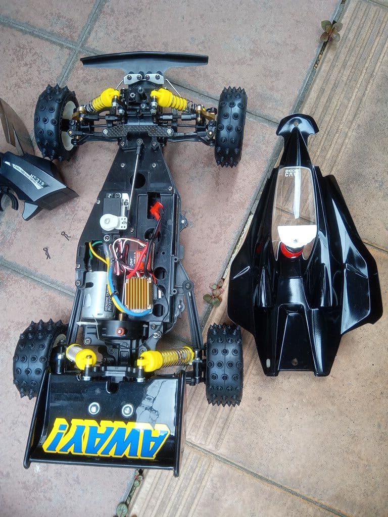 ラジコン VQS　2020　2.4GHz フルセット バンキッシュ　タミヤ　RC