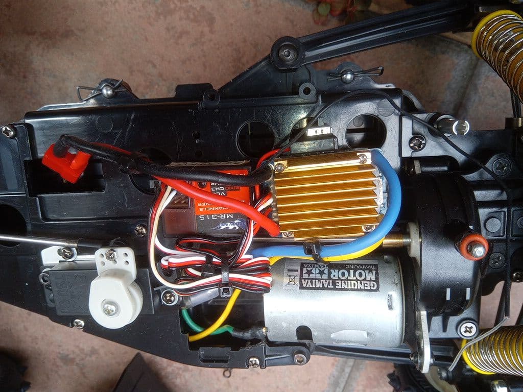 ラジコン VQS　2020　2.4GHz フルセット バンキッシュ　タミヤ　RC