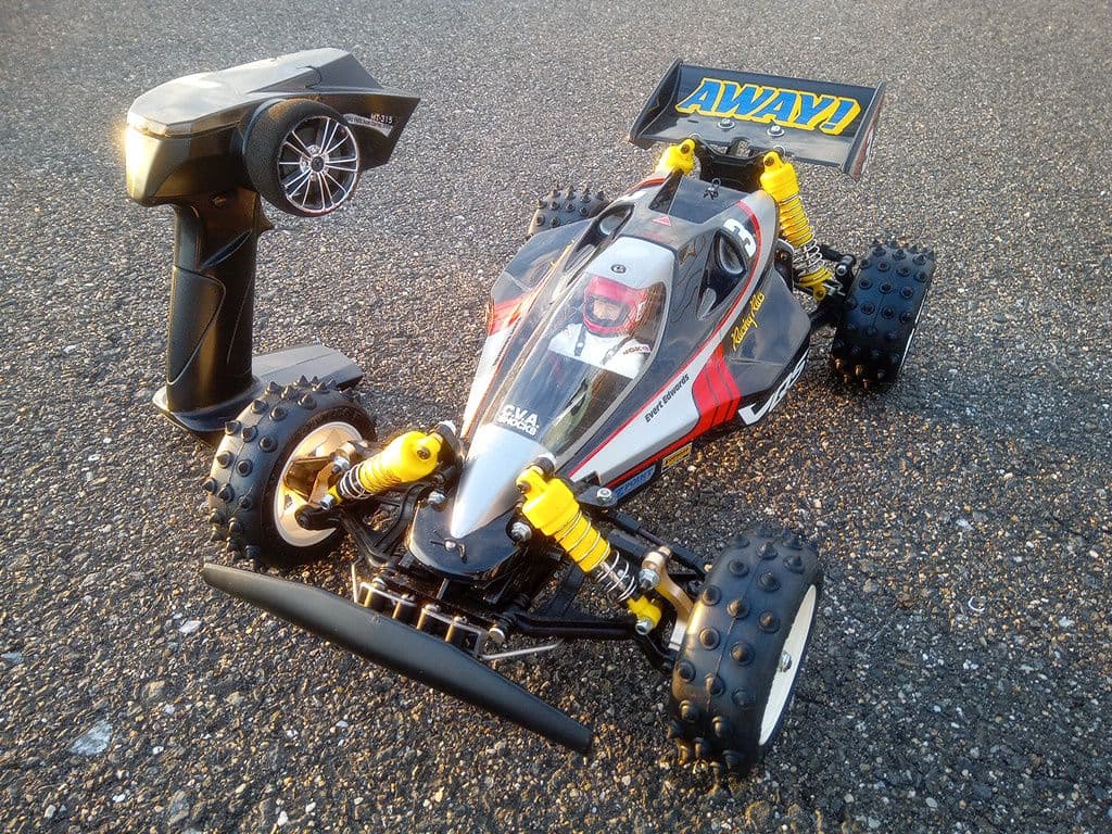 ラジコン VQS　2020　2.4GHz フルセット バンキッシュ　タミヤ　RC