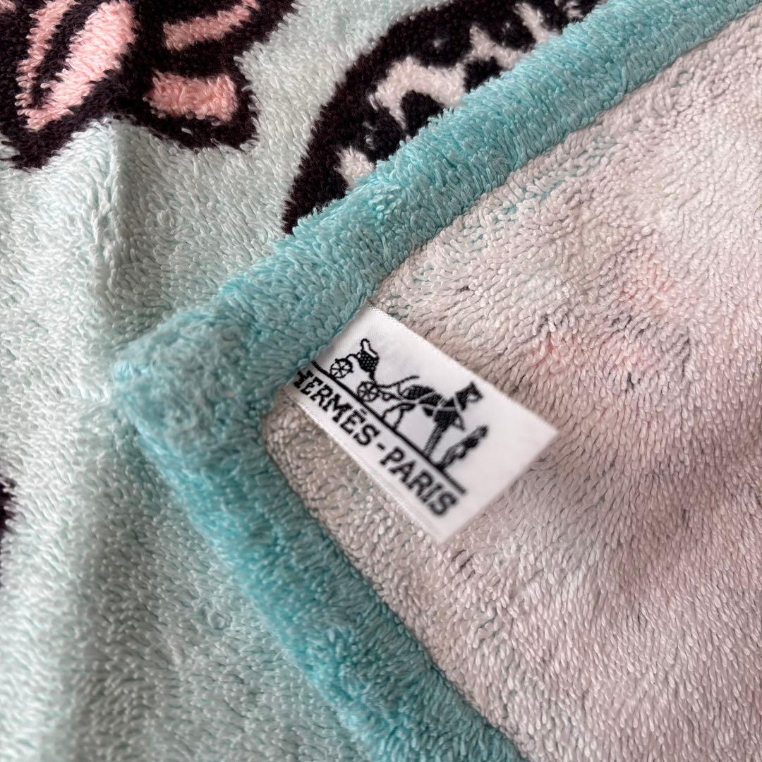 HERMES ヒョウ柄　マットラグ　ビーチタオル