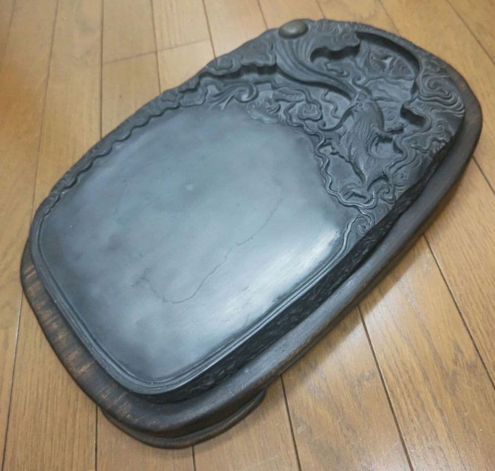 大きな硯 雲龍彫り 台座付き 書道 硯 特大 匿名配送 メルカリ便