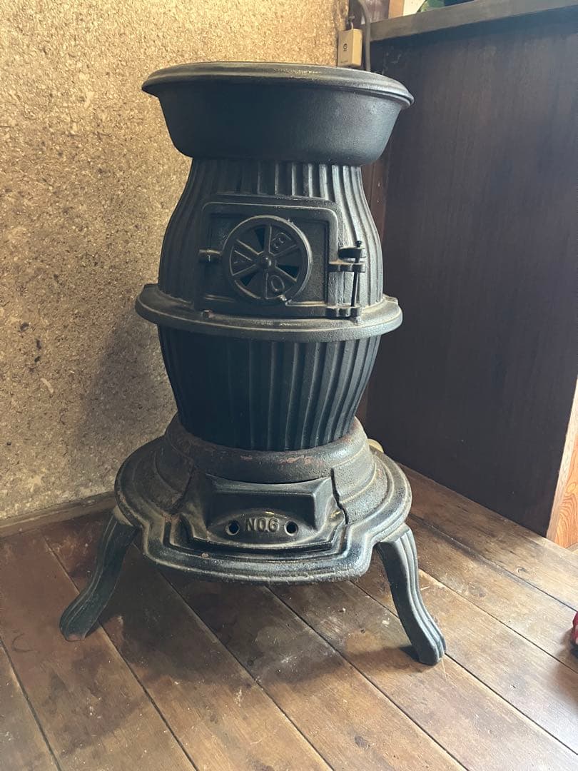 ダルマストーブ