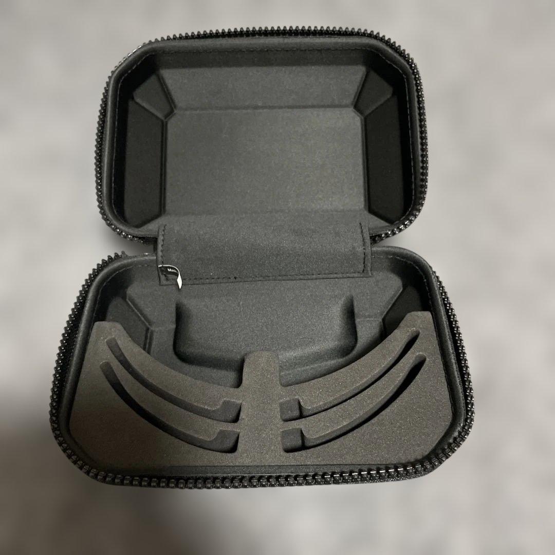 100% ワンハンドレッド　マイケル・ハリス2世