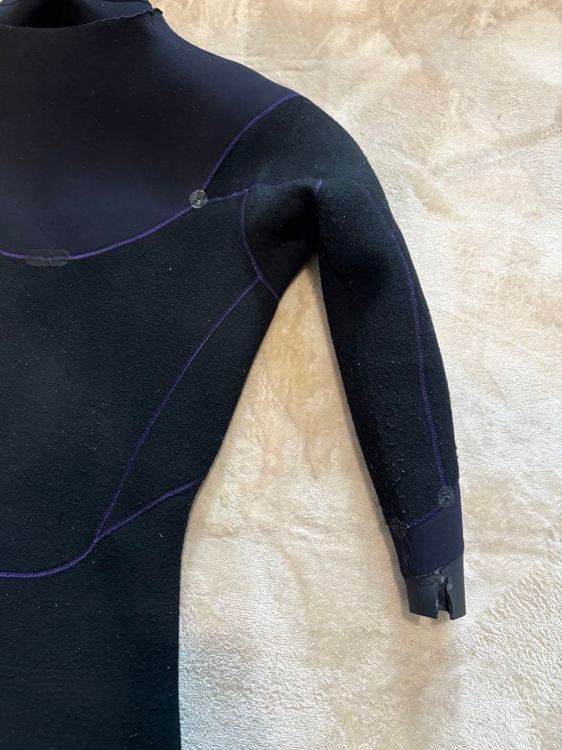 限定値下中★アックスクラッシック セミドライ3ミリ Lサイズ相当