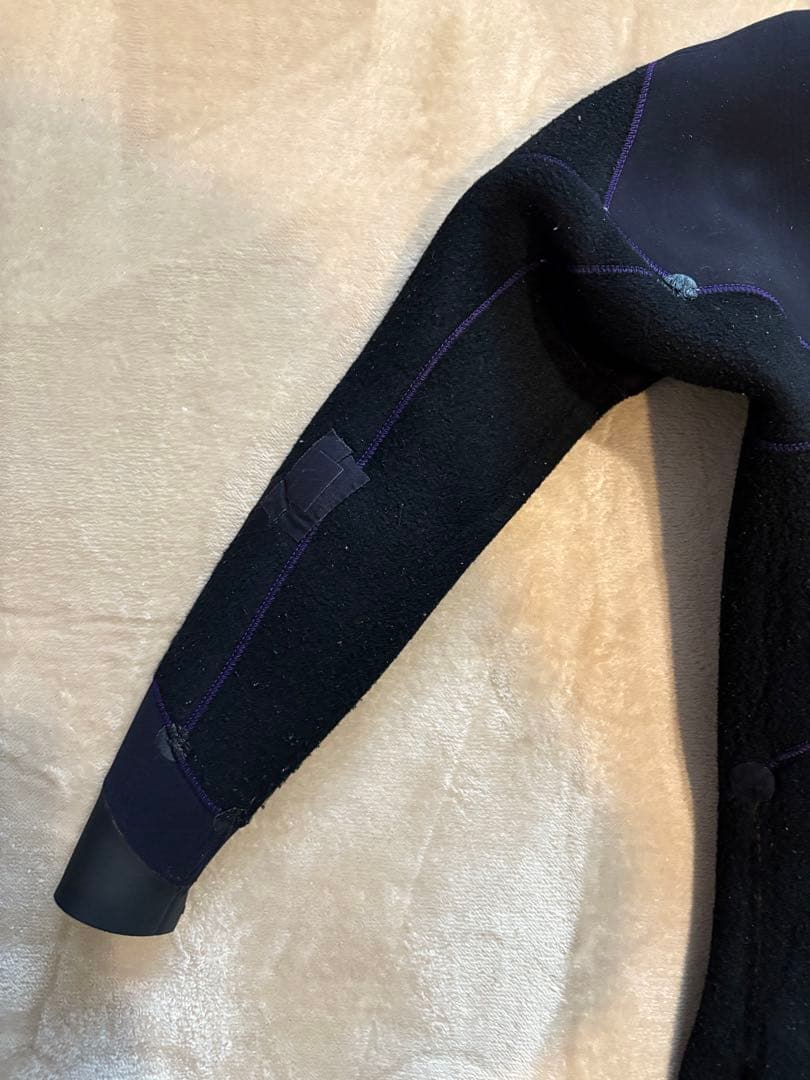 限定値下中★アックスクラッシック セミドライ3ミリ Lサイズ相当