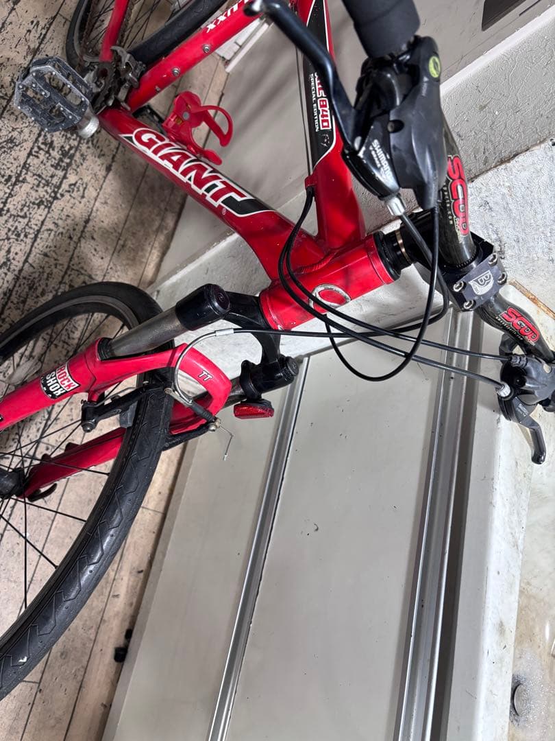 GIANT XCR 2000 レッド マウンテンバイク