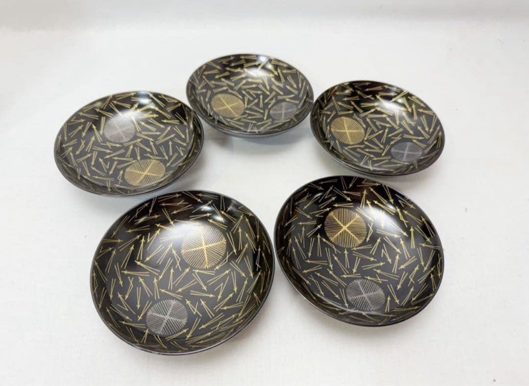 ほぼ未使用 懐石道具 木製黒塗 吸物椀 金彩松葉見返し蒔絵 木箱