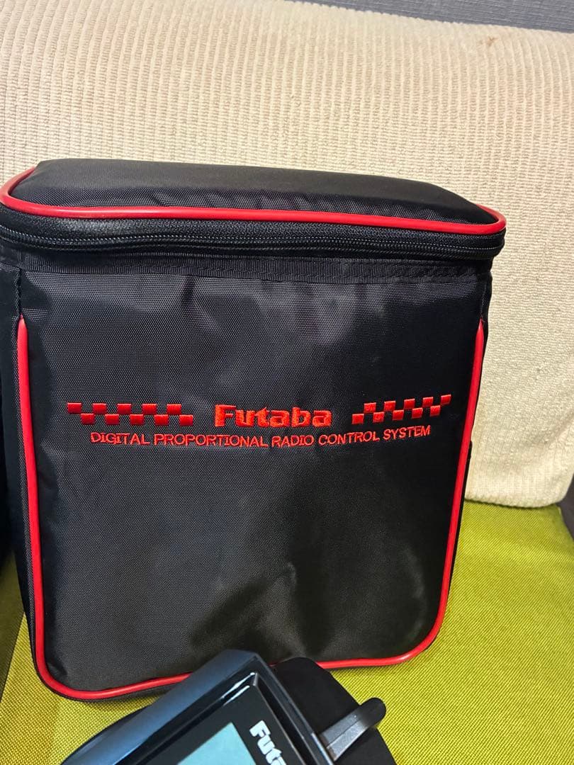 Futaba 4PM PLUS ほぼ新品　バッグ付