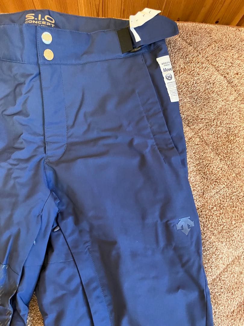 けい　DESCENTE デサント　スキーウェア　上下セット　サイズL
