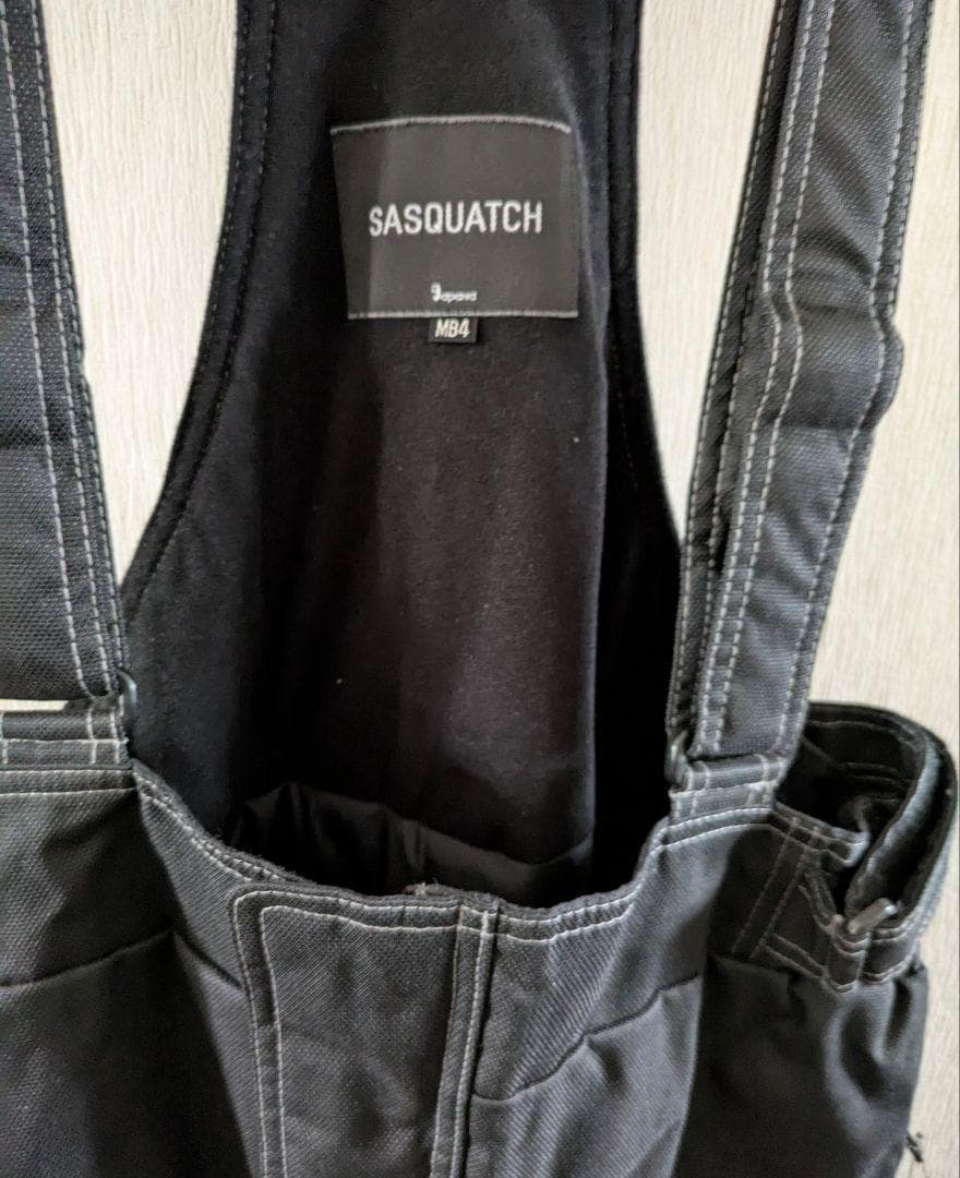 SASQUATCH スノーウェア セットアップ 上下 Lサイズ レッドブラック