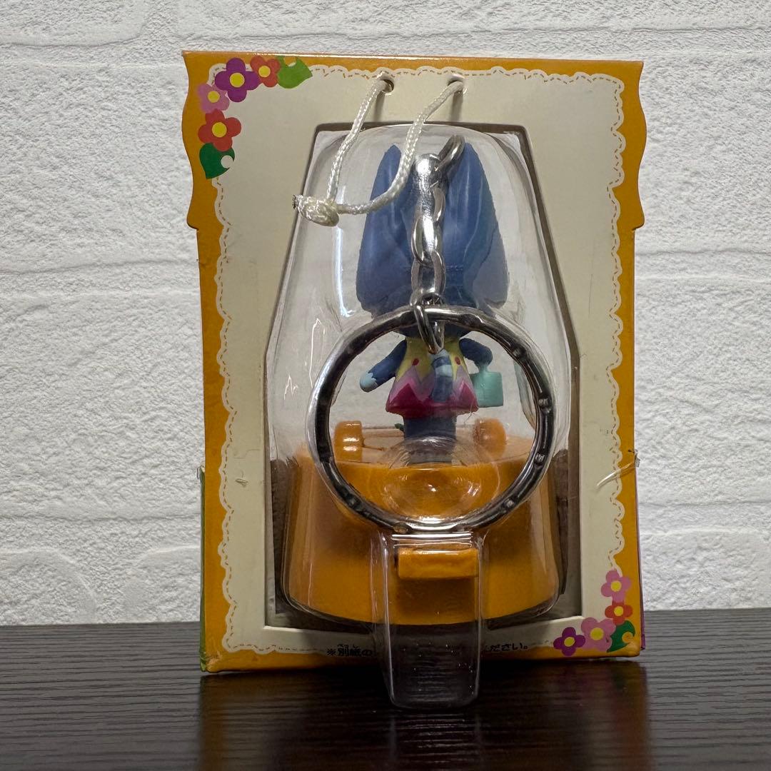 【新品未開封】劇場版どうぶつの森 シーンがかわるキーホルダー ブーケ 希少