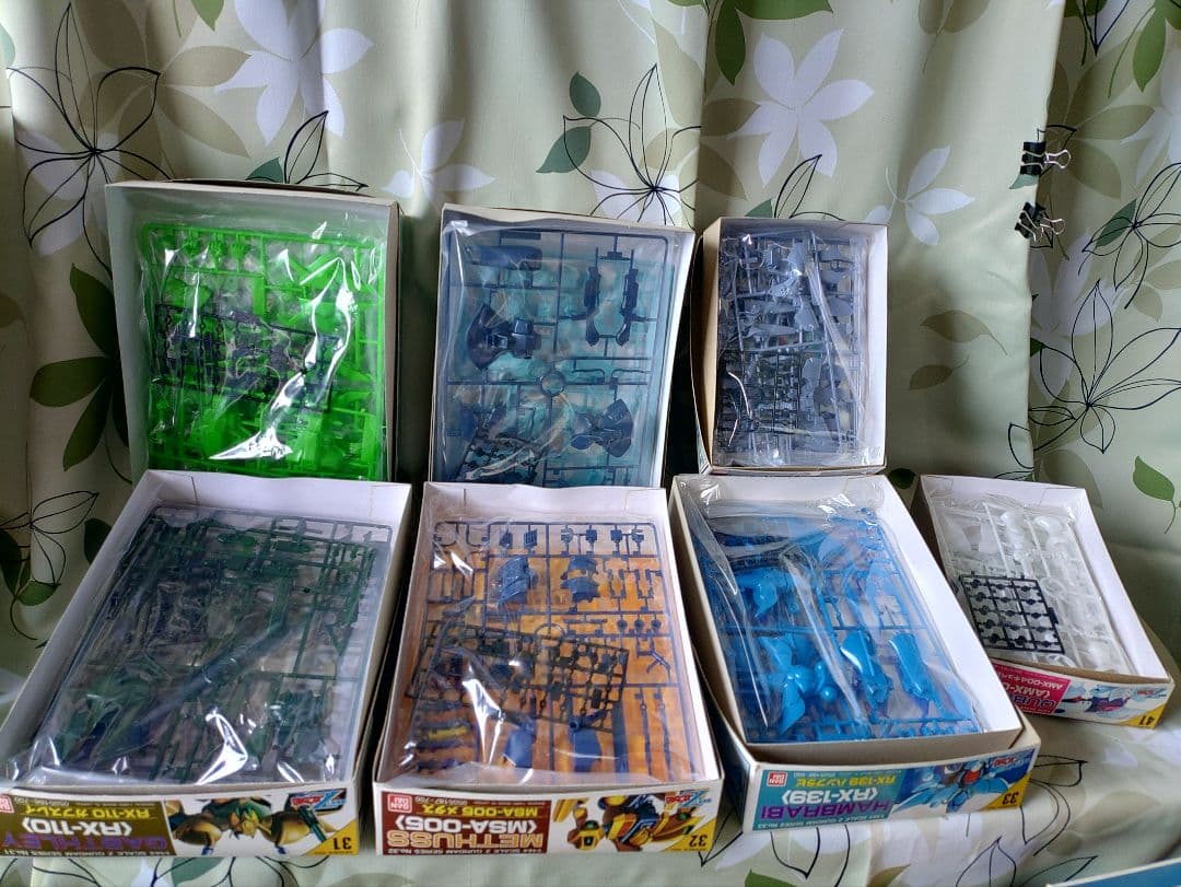 バンダイガンダムシリーズ　当時物　昭和レトロ　まとめて15箱