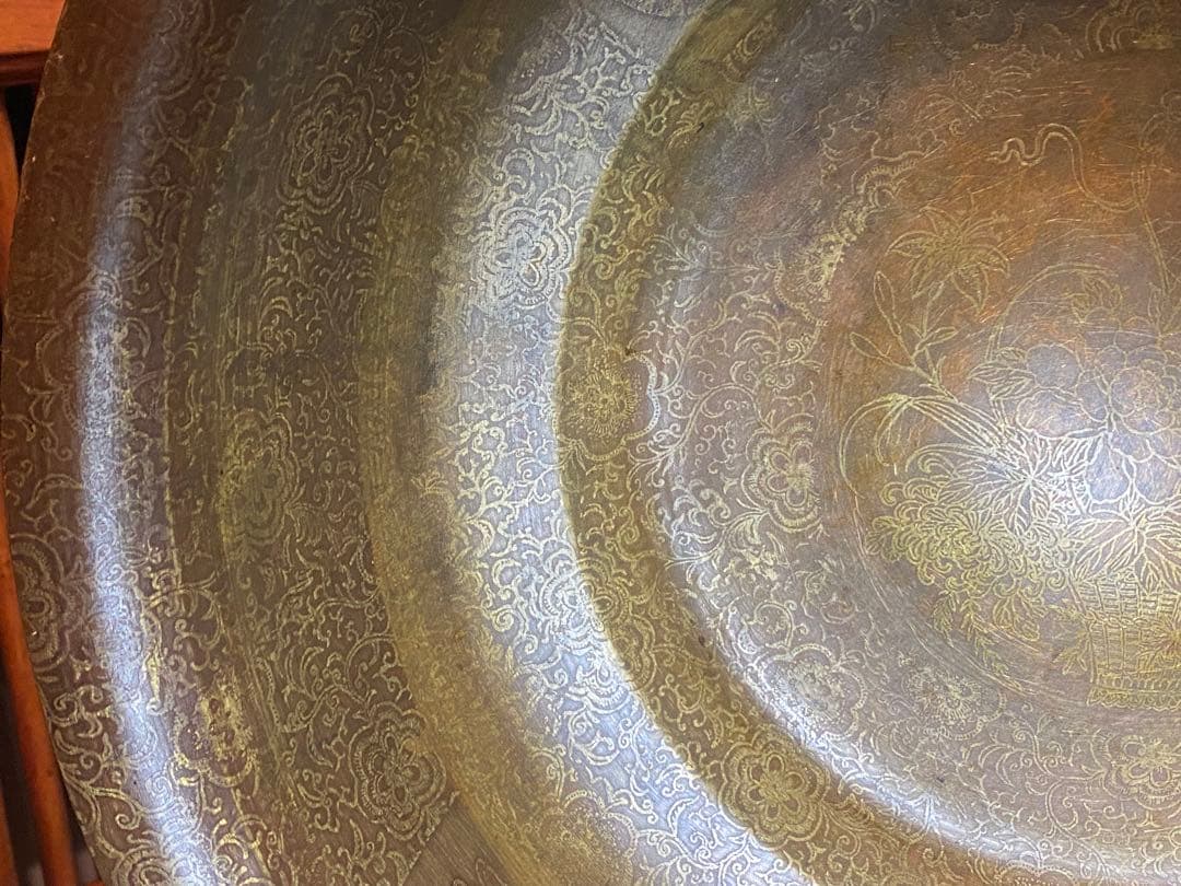 中国　清代　黄青銅　装飾洗面器　鑑賞スタンド付 ・ヴィンテージ レア