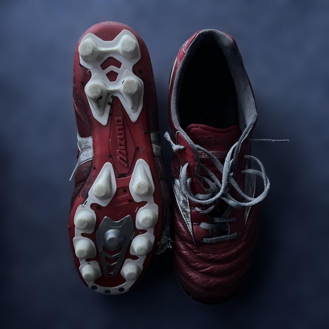 Mizuno Morelia サッカーシューズ レッド