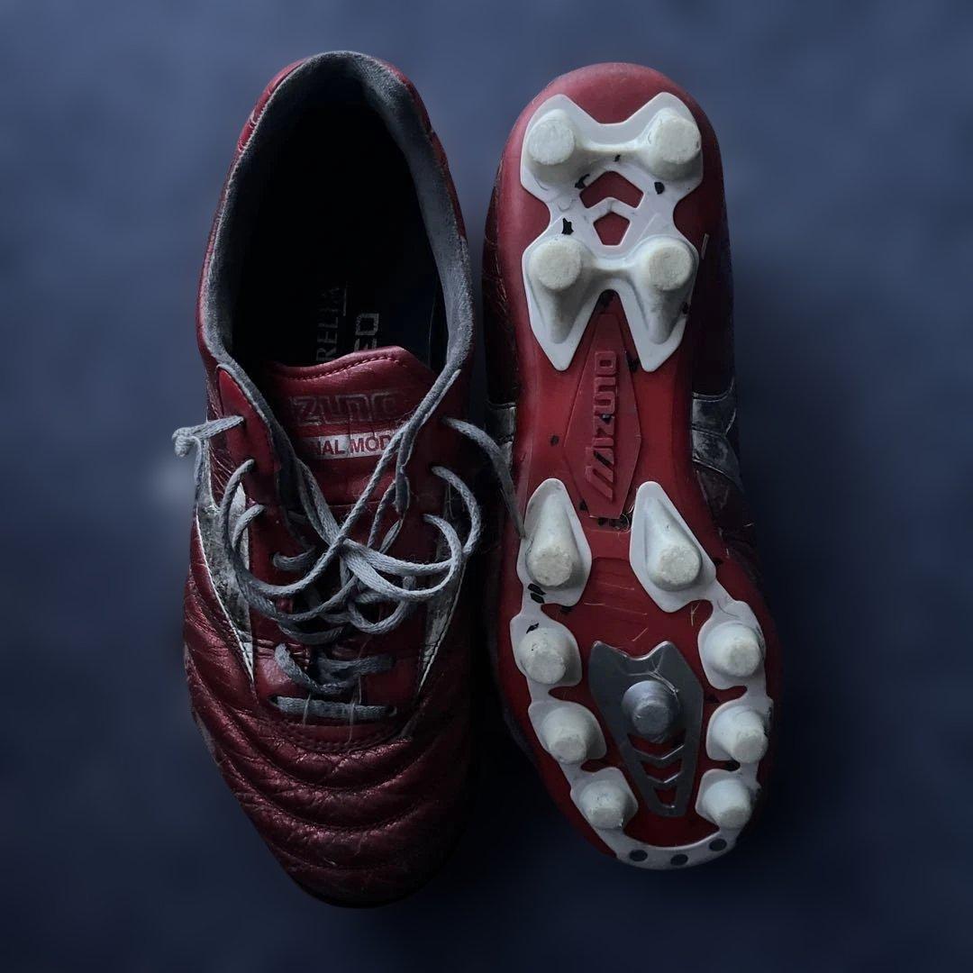 Mizuno Morelia サッカーシューズ レッド