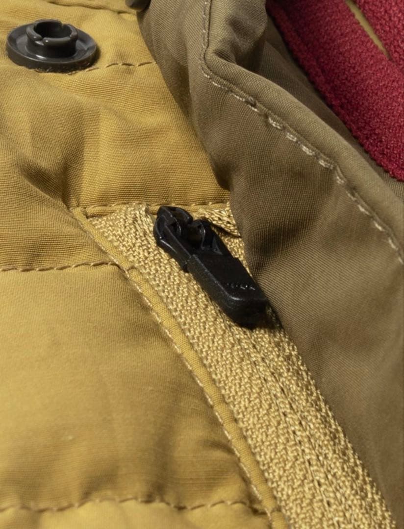  peak AmenityDome 犬用ダウンジャケット 中型犬用　4L