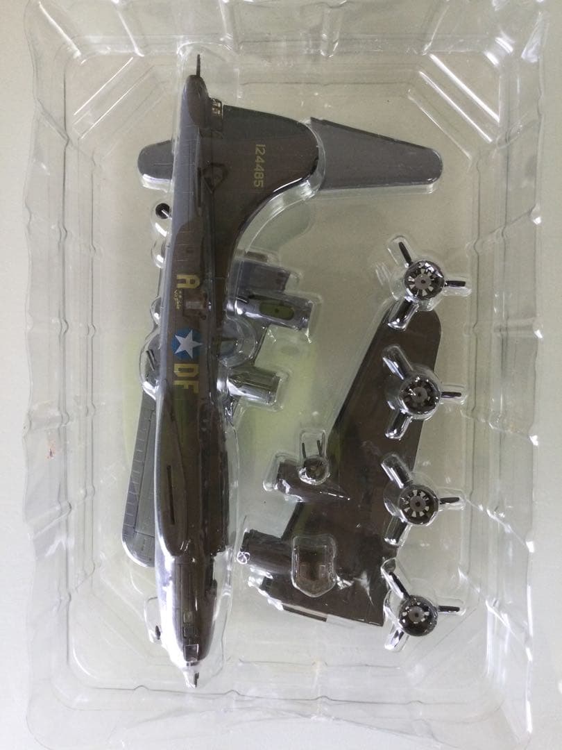 カフェレオ ビッグバード3 ボーイングB-17 メンフィスベル　シークレット