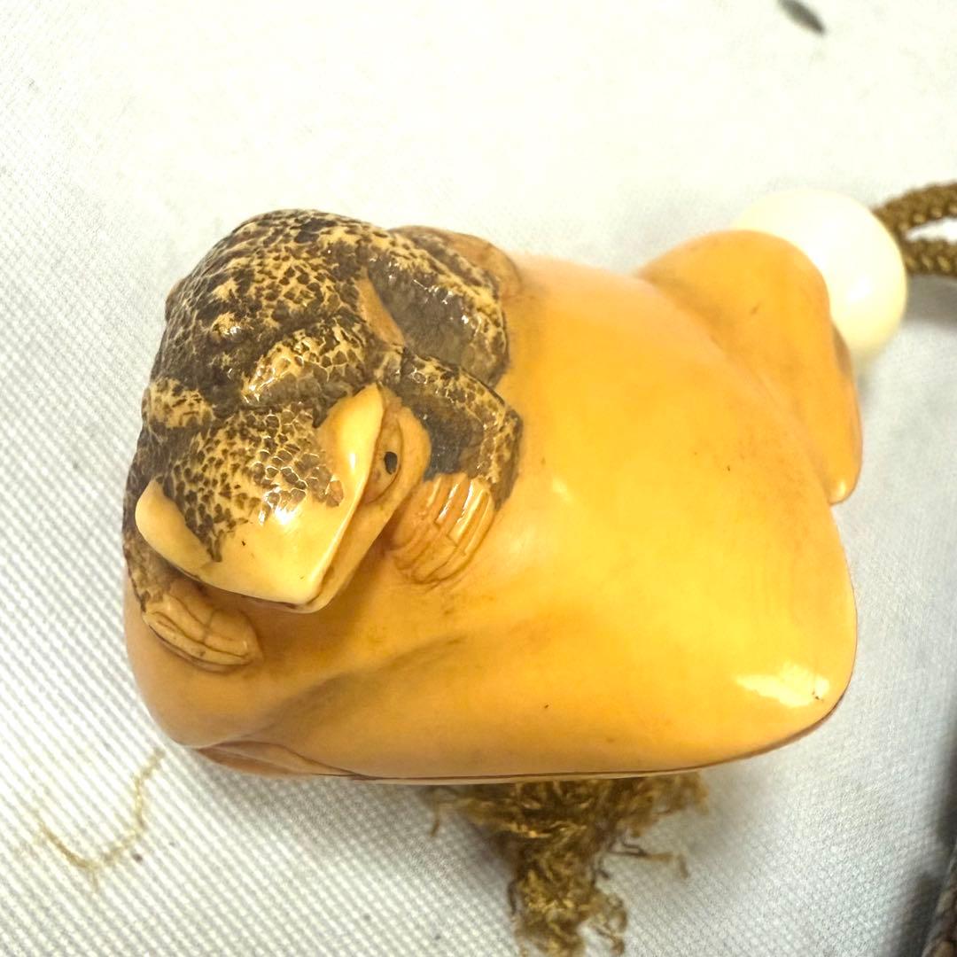 時代物　雲龍高蒔絵印籠　根付　かえる