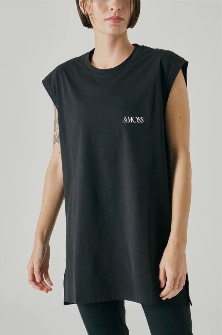 三津家着 &MOSS アンドモス ノースリーブ Tシャツ ユニセックス 2