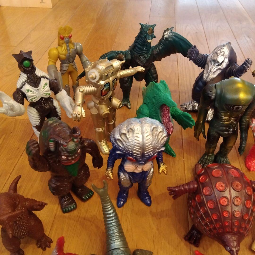 プ*チ様 ウルトラマン　怪獣フィギュアセット 30体