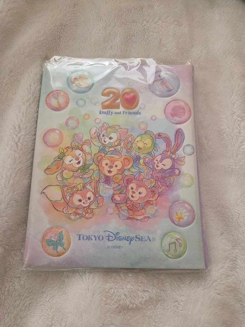 ディズニー ダッフィー＆フレンズ ワッペンホルダー 20周年 カラフルハピネス