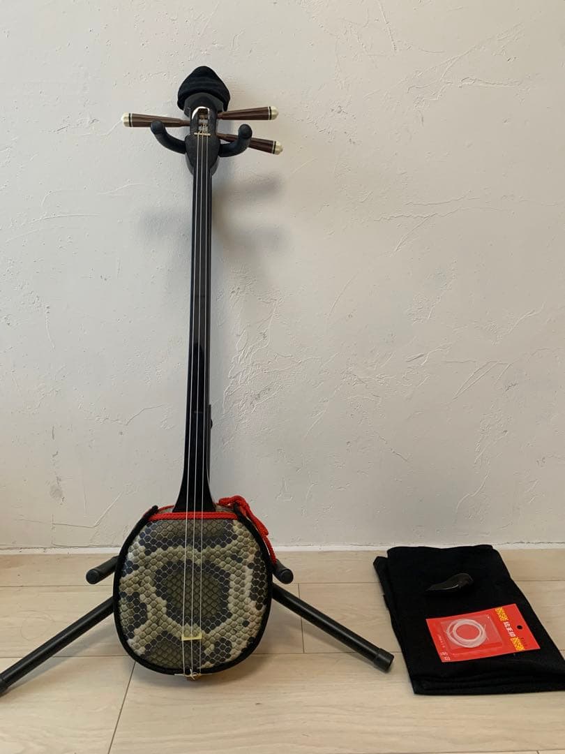 三線 人工皮 ケース付き 爪 弦セット 初心者向け