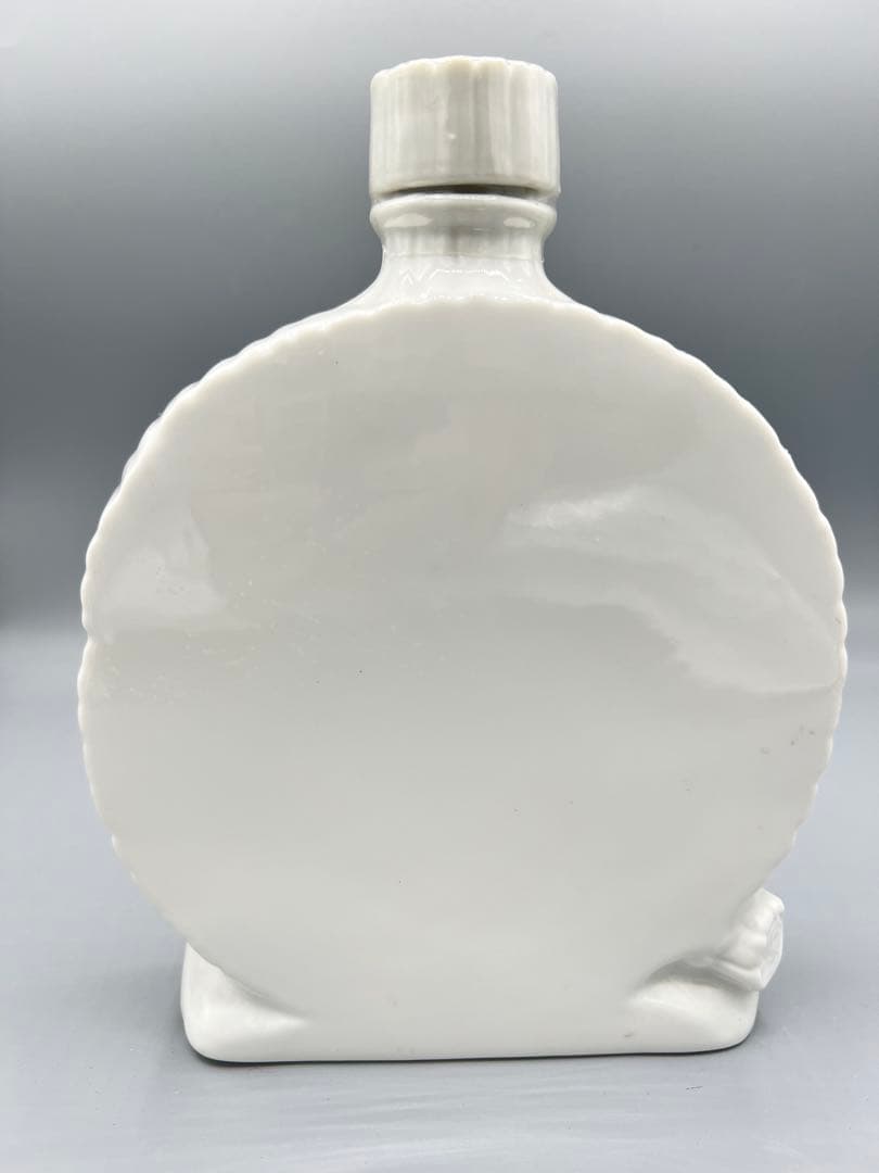 【希少品】三楽オーシャン　ウイスキー　特級　うさぎ　干支ボトル