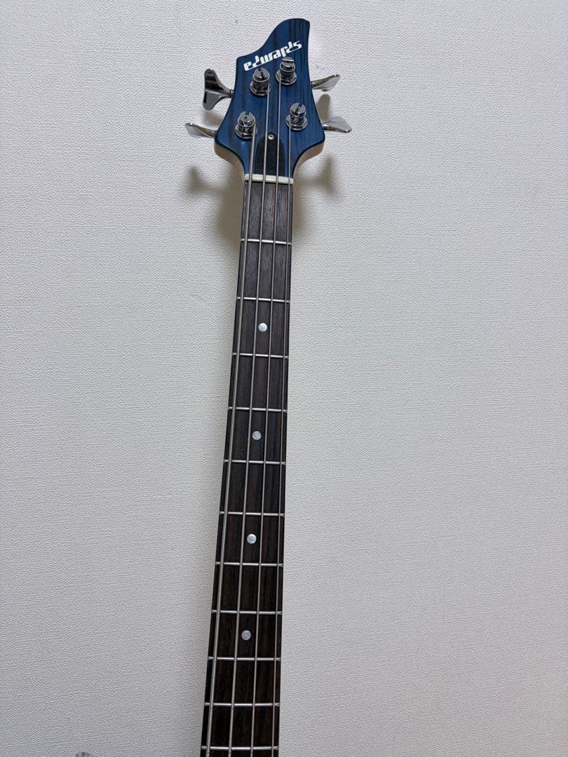 エドワーズエレキベース 青
