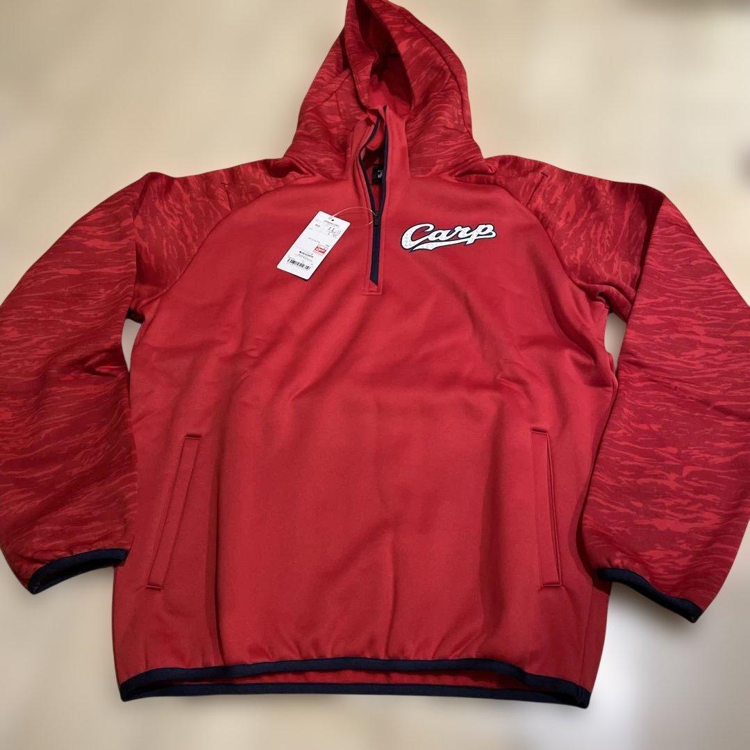 カープ　パーカー　サイズＬ