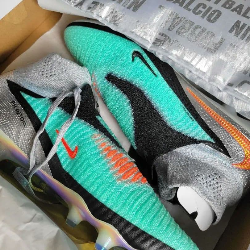 NIKE ファントム 6 HIGH エリート LE FG