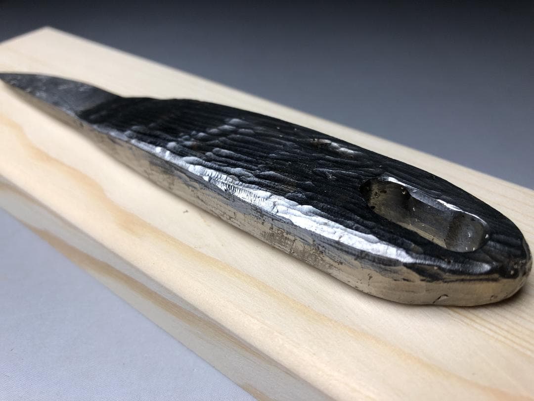 アルタイ隕石 使用 天鉄刀 刀型オブジェ・一点物 170g 共箱