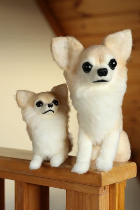 羊毛フェルト　ロングコートチワワ