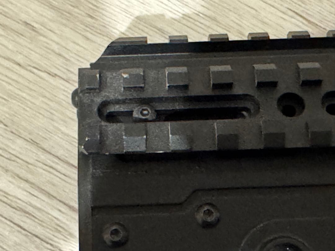 Laylax P90 アーマード レイルシステム