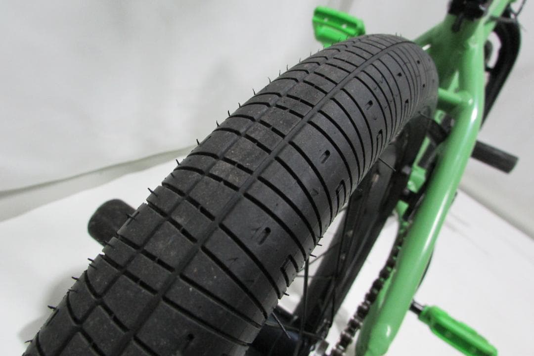-送料込- BMX フラット ARES STN 16”