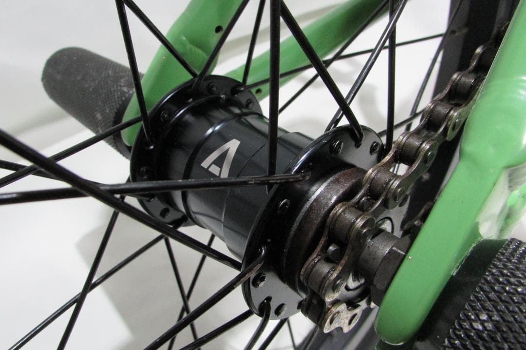-送料込- BMX フラット ARES STN 16”
