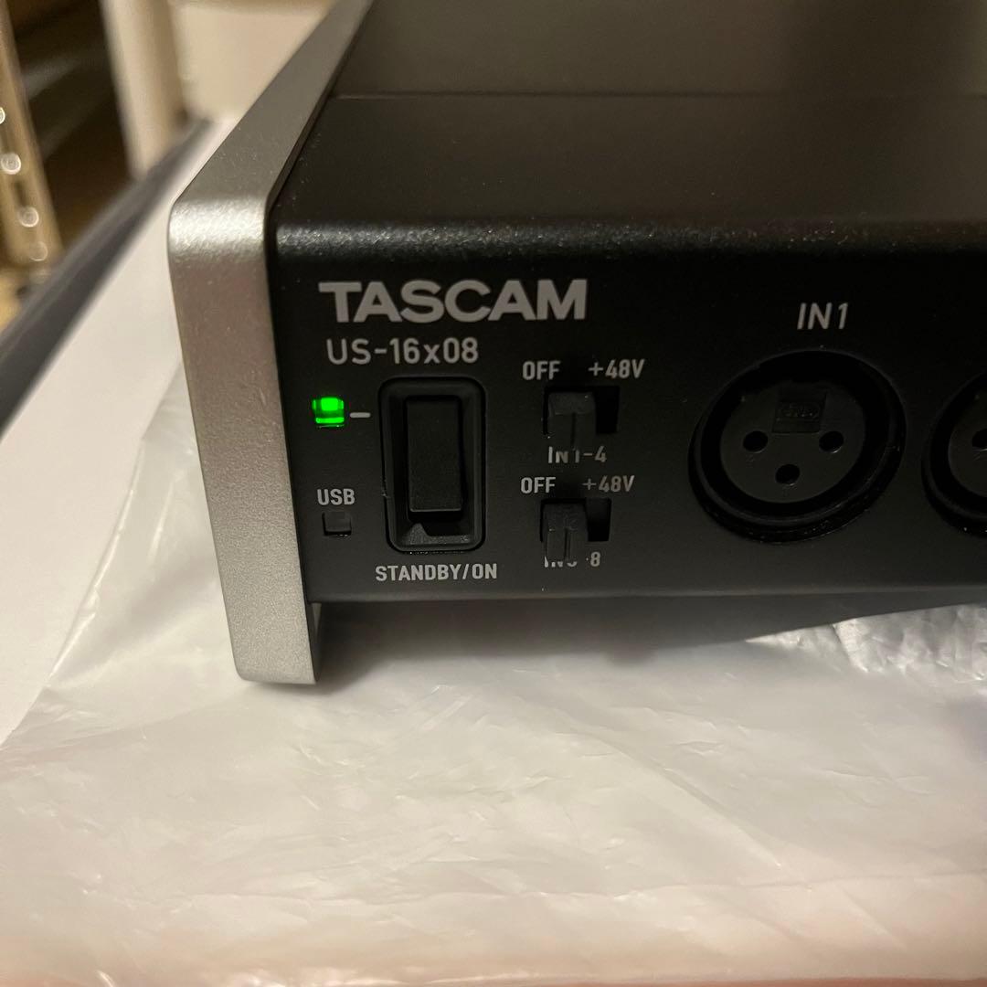 TASCAM US-16x08 オーディオインターフェイス